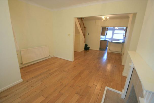 2 bedroom terraced house to rent - Photo 1