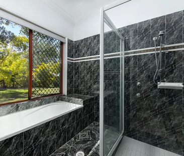 Doonan - Photo 5