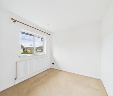 3 bedroom end of terrace house to rent - Photo 4