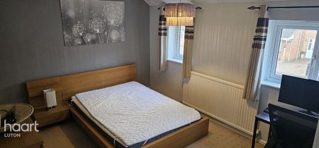 2 bedroom semi-detached house to rent - Photo 2