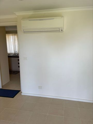 One bedroom unit - Photo 2