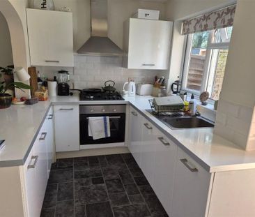 2 bedroom terraced house to rent - Photo 6