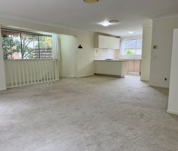 Home in Popular Mornington Estate! - Photo 3