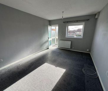 2 bedroom end of terrace house to rent - Photo 1