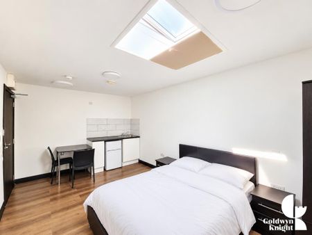 Studio to rent - Photo 5
