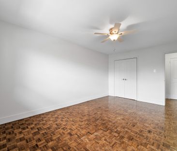 For Lease - 2300 Marine Drive Unit# 205, Oakville, Ontario - Photo 6