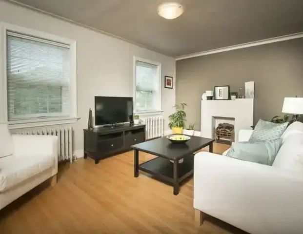 1 Bedroom Unit for Rent - 34 Langside | 34 Langside, Winnipeg - Photo 1
