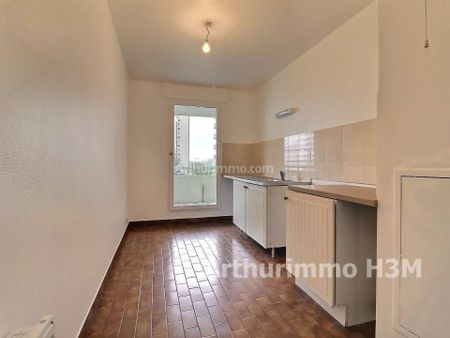 Location Appartement 3 pièces 68 m2 à Courbevoie - Photo 2