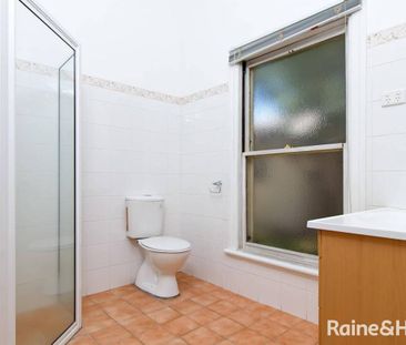 CLASS & STYLE IN CENTRAL - Photo 6