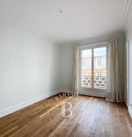 Appartement • La Plaine des Sablons - Photo 3