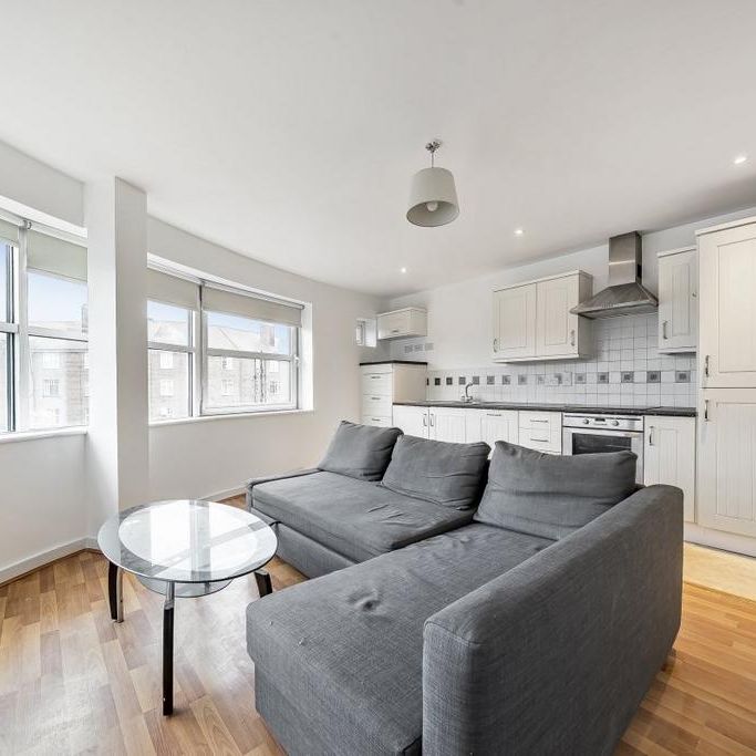 1 bedroom flat to rent - Photo 1