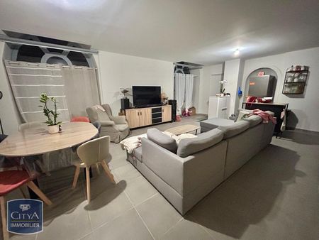 Location Appartement 3 pièces 81m² CHALON SUR SAONE 71100 - Photo 4