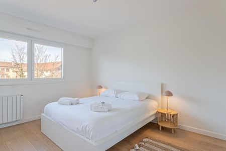 Location Appartement 4 pièces 108m² ANNECY LE VIEUX 74940 - Photo 4