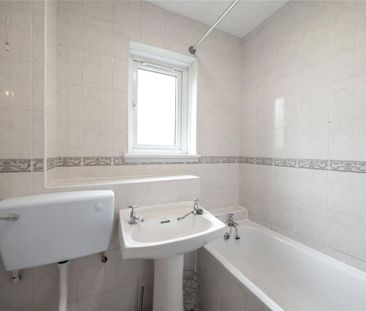 2 bedroom end of terrace house to rent - Photo 4