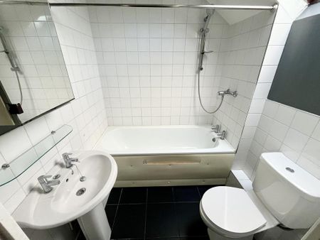 1 bedroom terraced house to rent - Photo 2