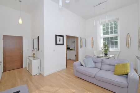 2 bedroom flat to rent - Photo 4