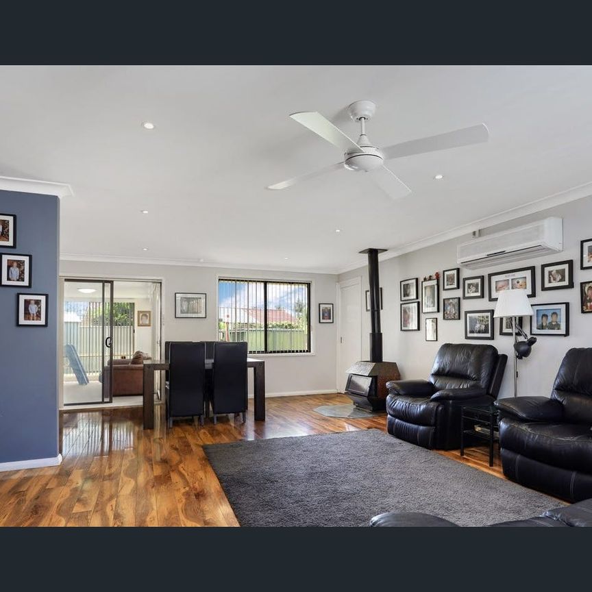 Well sized family home! - Photo 1