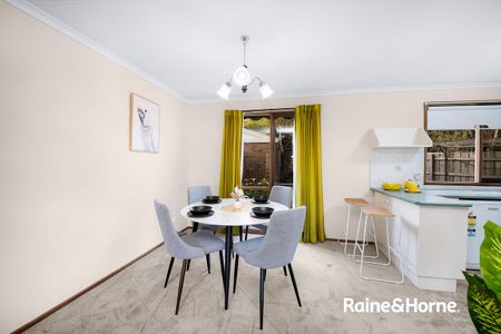 3- Bedroom house in Narre Warren! - Photo 4