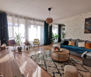 Location Appartement 5 pièces 91m² - Photo 2