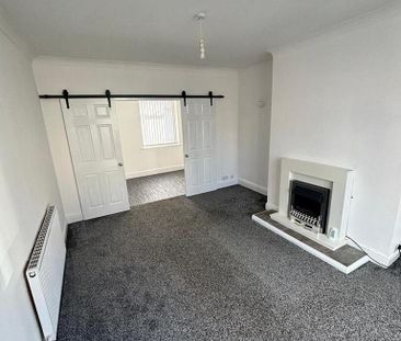 2 bedroom house to rent - Photo 2