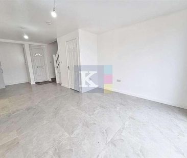 Marshall Drive, Hayes, UB4 - Photo 5