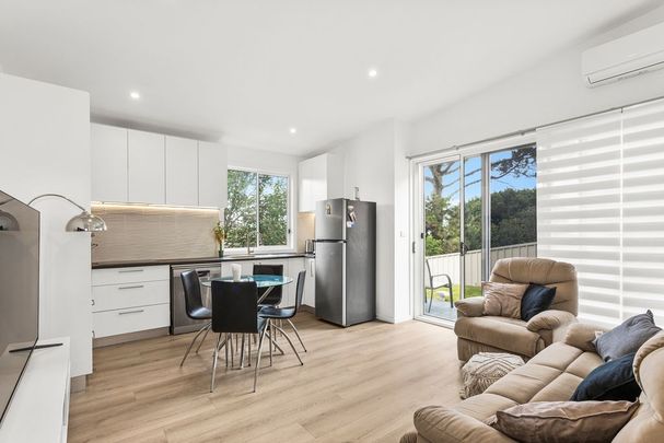 Two Bedroom Modern Home! - Photo 1