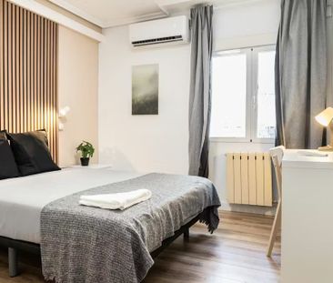 Paseo de los Jesuitas, Madrid, Community of Madrid 28011 - Photo 5