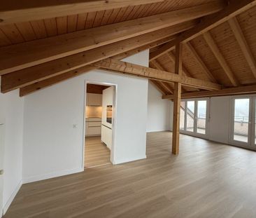 Generous and bright attic apartment with two sunny balconies – firs... - Photo 6