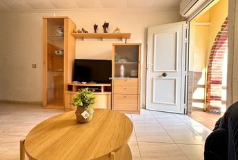 Bungalow in Torrevieja, urbanizacion, for rent