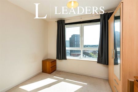 2 bedroom apartment to rent Centrium, Station Approach, Woking, GU22 - Photo 2