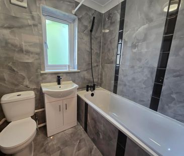 Purley Park Road, Purley CR8, London - Photo 4