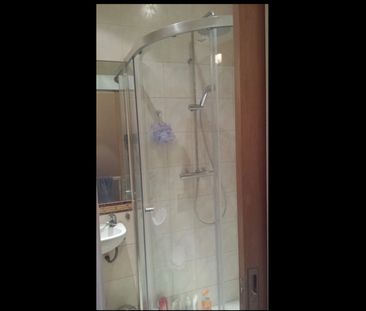 Room in a Shared House, Gorse Rise, SW17 - Photo 6