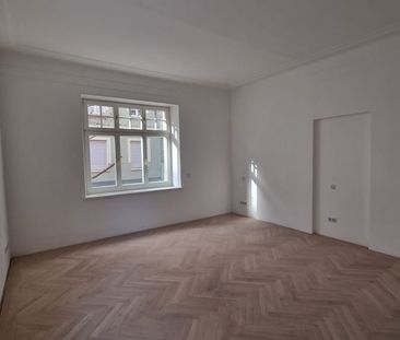 RESERVIERT: Wohnen mit Charme: sanierte Altbau-Wohnung im Herzen vo... - Foto 1