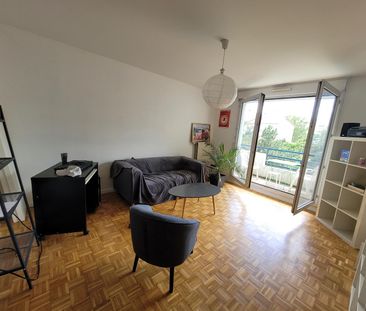 Location Appartement 3 pièces 65m² LYON 8ème - Photo 3