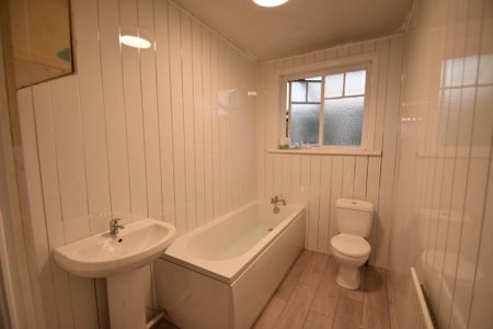 2 bedroom bungalow to rent - Photo 5