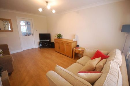 2 bedroom semi-detached house to rent - Photo 2