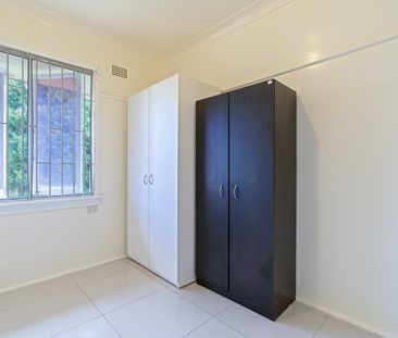 8 Cullins Road, Punchbowl NSW 2196 - House For Rent | Domain - Photo 1