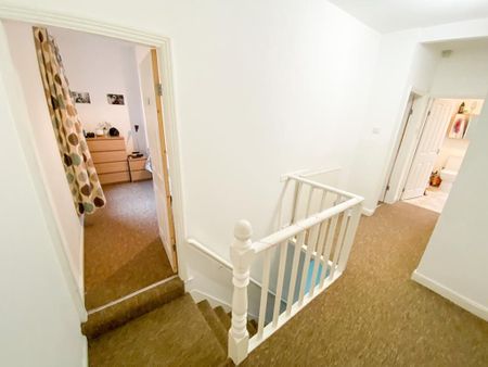 4 bedroom house share to rent - Photo 2