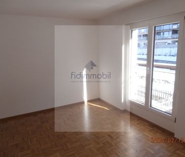 4.5-room duplex apartment with two terraces - Photo 3