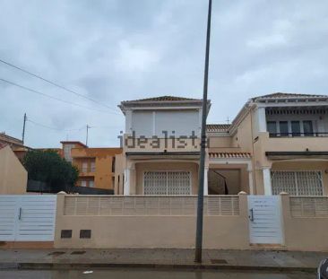 Alquiler de piso en Calle Islas Canarias, 44 - Photo 2