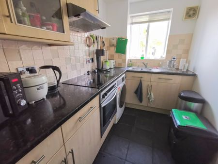 1 Bed Flat, Telegraph Place, E14 - Photo 4