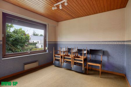 Ruime gezinswoning met 5 slaapkamers nabij Olen-Centrum. - Photo 2