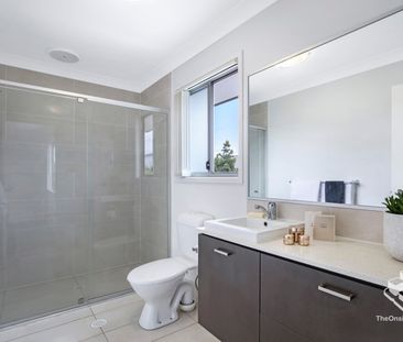 Luxury Townhouse in Secure Complex - Photo 5