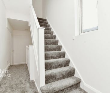 2 bedroom maisonette to rent - Photo 3