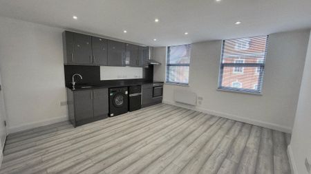 George Lane, London - Photo 3