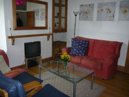 4 bedroom house to rent - Photo 2