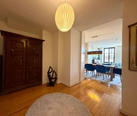 Superb 3.5 room apartment with fireplaces and character - Photo 3