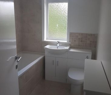 1 bedroom in a house share to rent - Photo 6