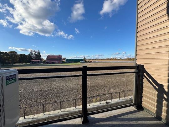 For Lease - 940 St David Street Unit# 68, Centre Wellington, Ontario - Photo 1