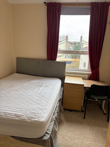 Room in a Shared House, Webb Street, BS5 - Photo 4